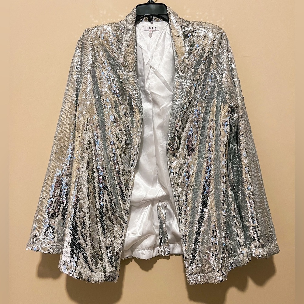 NWOT Life of the Party Sequin Blazer - VICI - size large